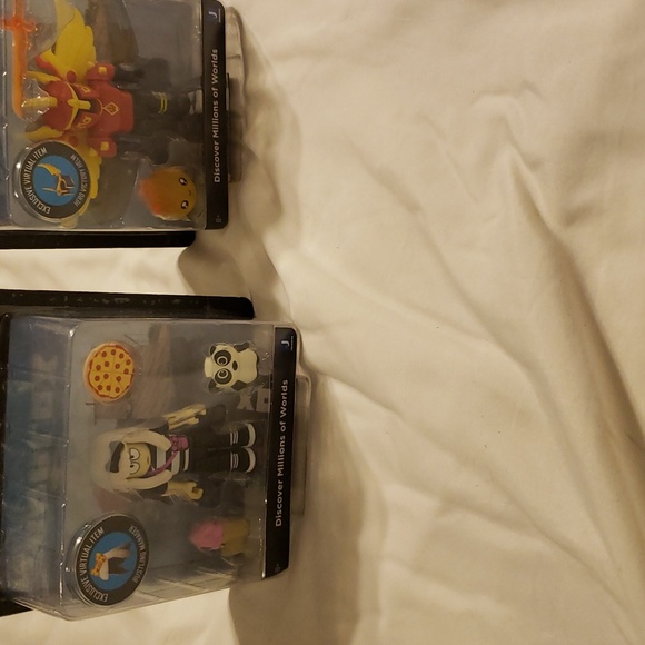 Nwt Roblox lava and mia - Picture 2 of 6